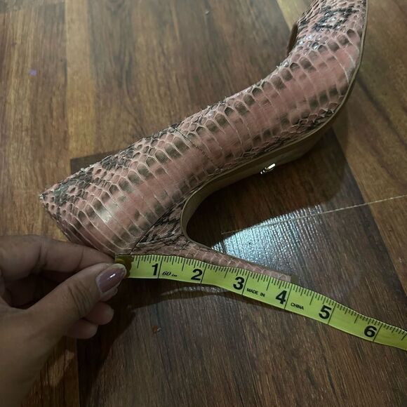 MICHAEL KORS Elegant Pink Snakeskin Stilettos SIZE 7.5 - Picture 7 of 9